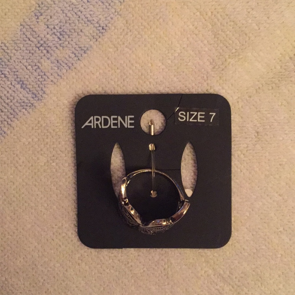 Ardene ring size 7